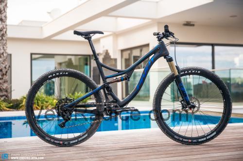Pivot Mach 4 Carbon scheda tecnica e recensioni